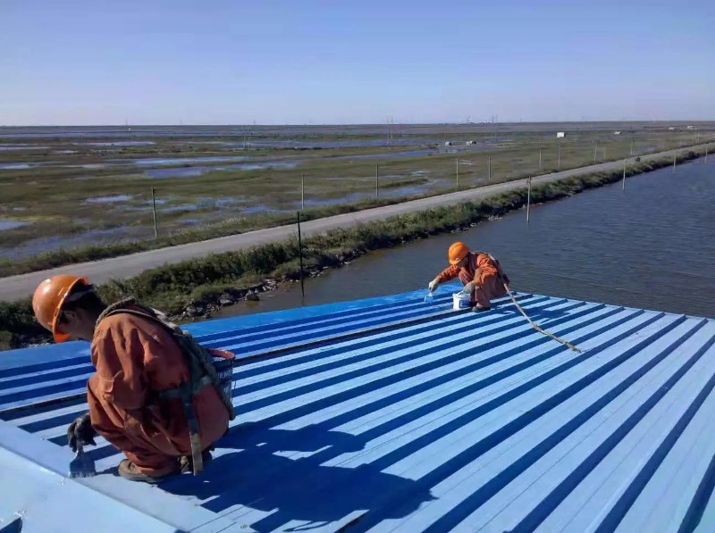 梅州钢结构屋面漏水原因